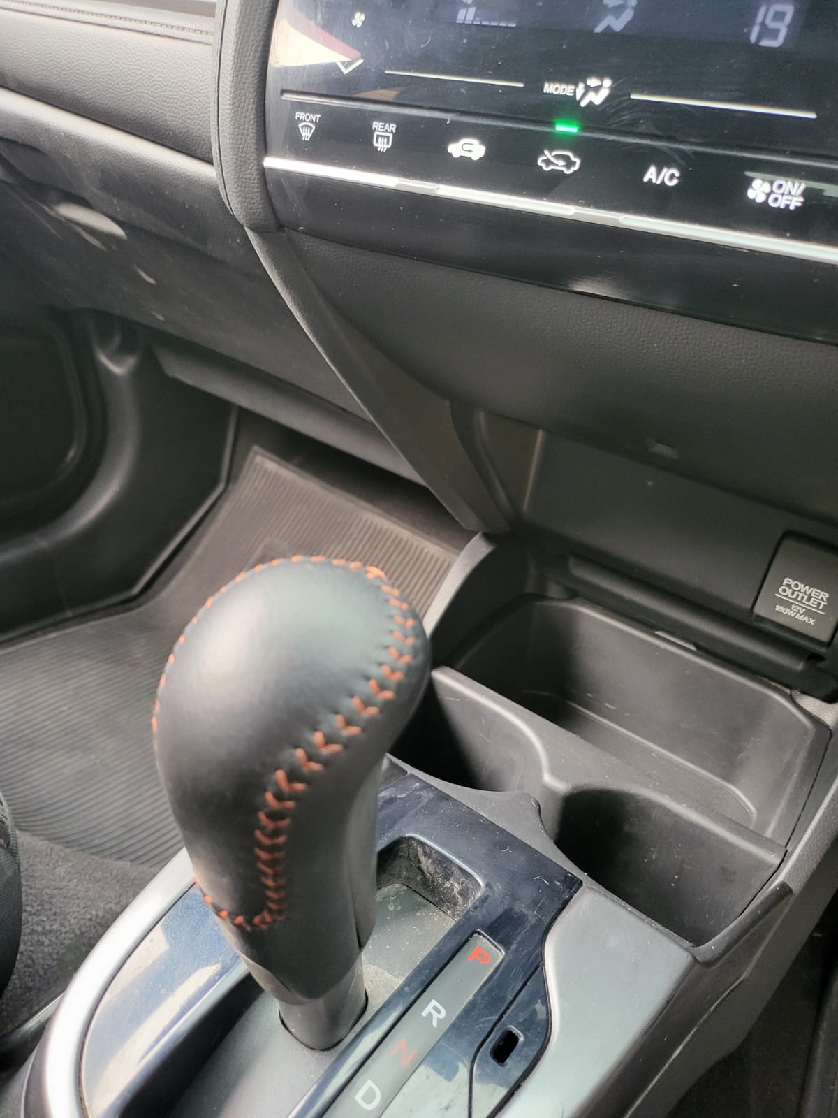 Foto Mobil Honda Jazz RS