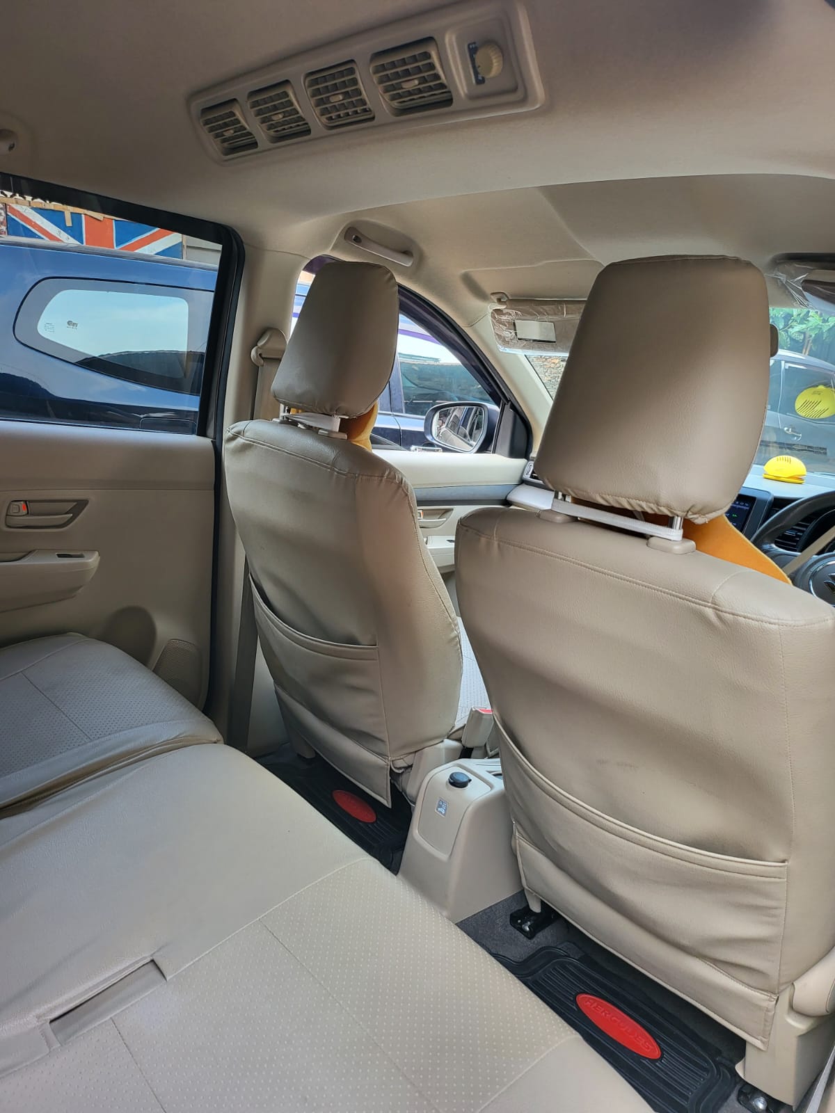 Foto Mobil Suzuki Ertiga GL