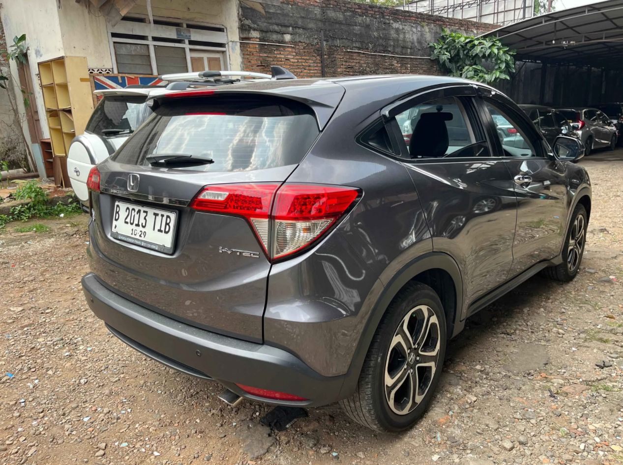 Foto Mobil Honda HR-V 1.5 E Special Edition