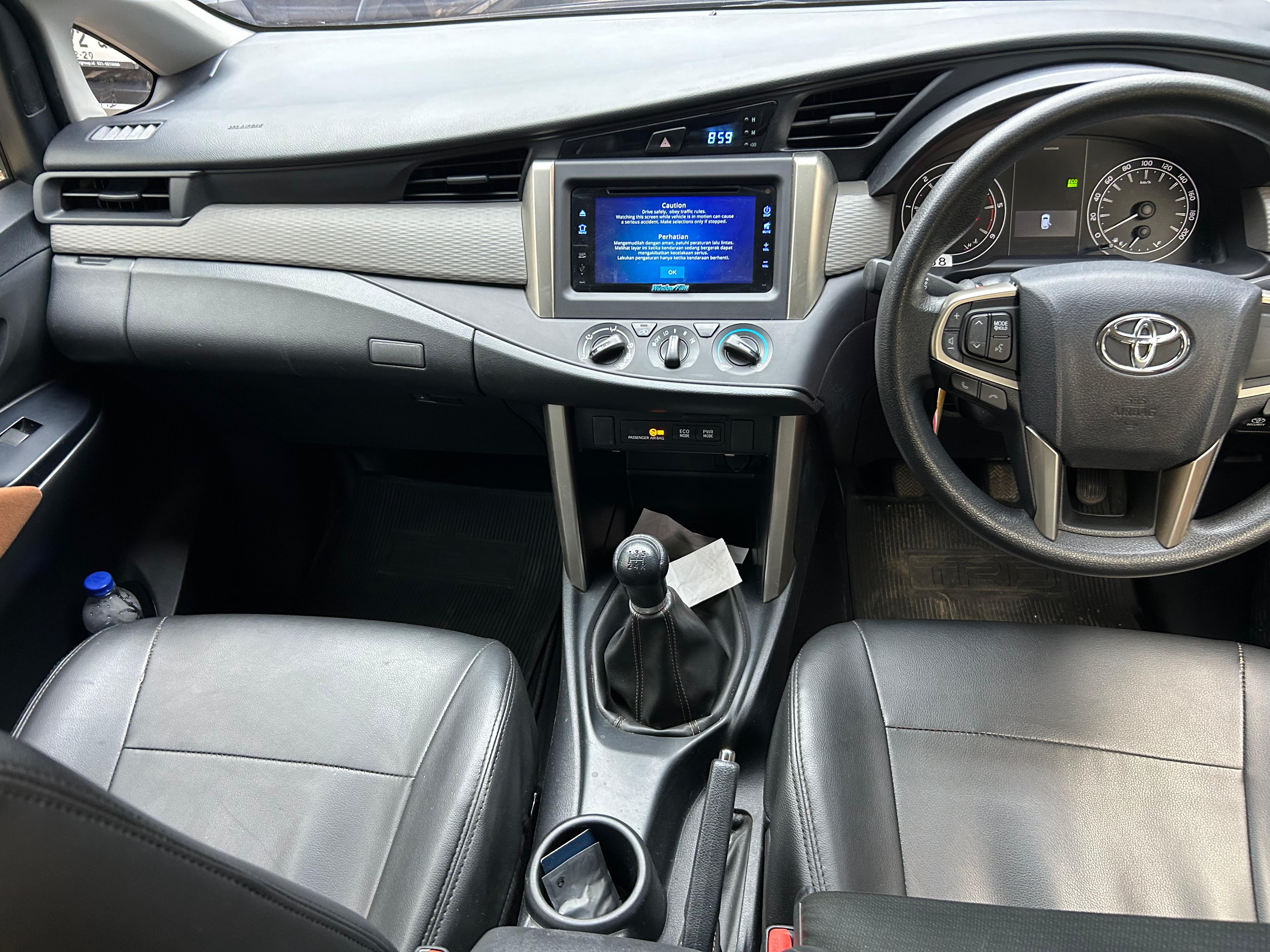 Foto Mobil Toyota Innova G MT
